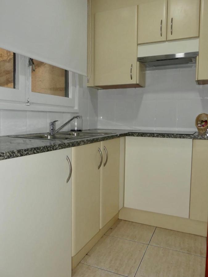 Apartament Encantador Al Centre De Vic Aptgarbi Luaran gambar