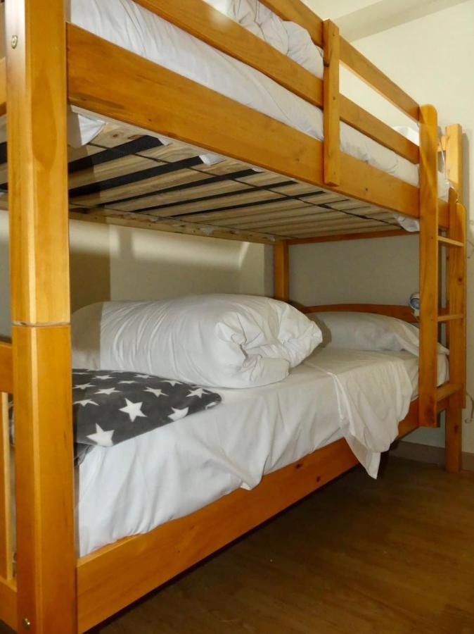 Apartament Encantador Al Centre De Vic Aptgarbi Luaran gambar